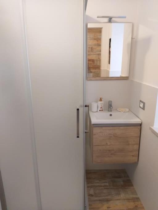 Giolo House Apartment Loreto Bagian luar foto